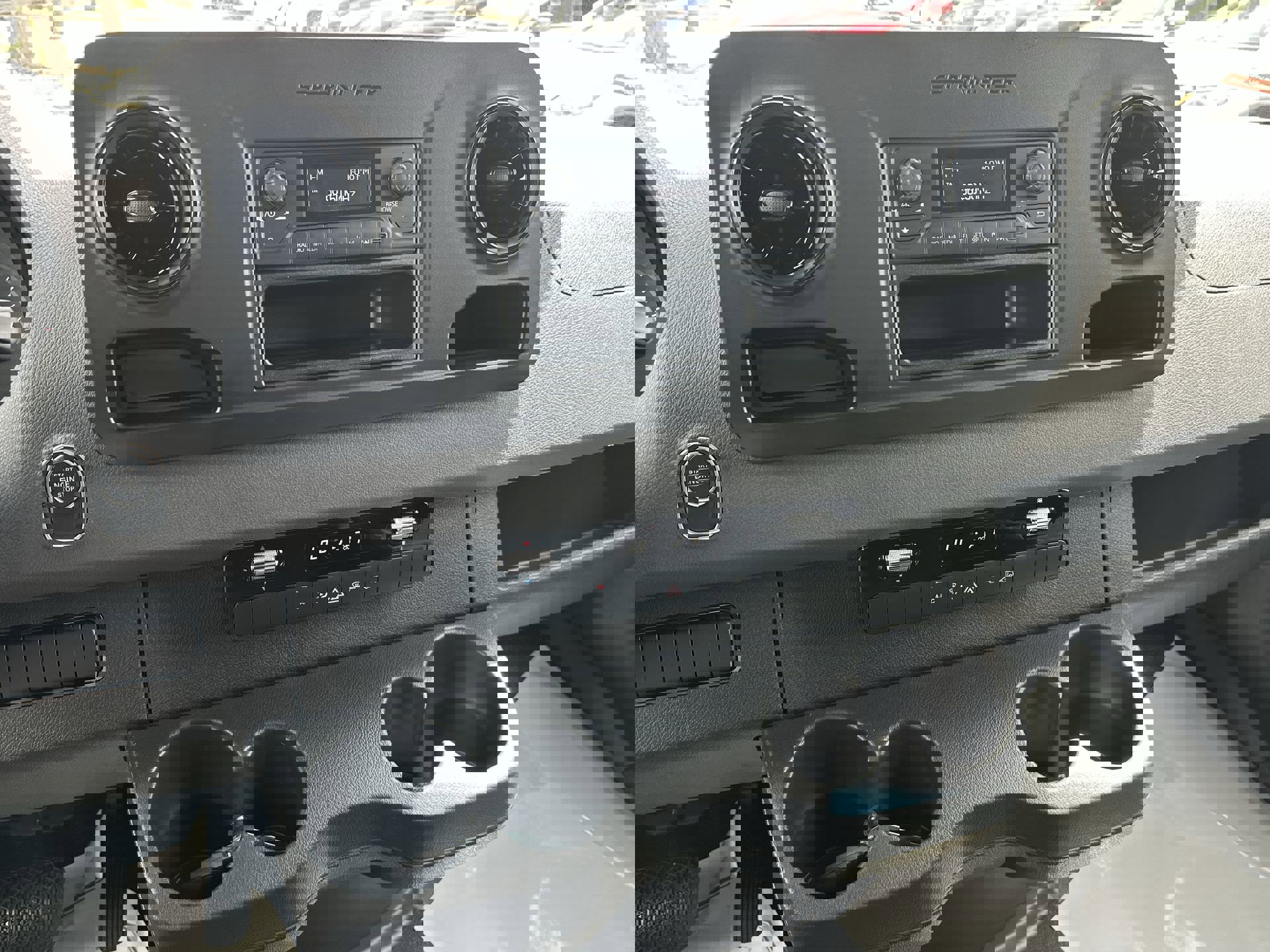 Used 2023 Mercedes-Benz Sprinter 3500 image 25