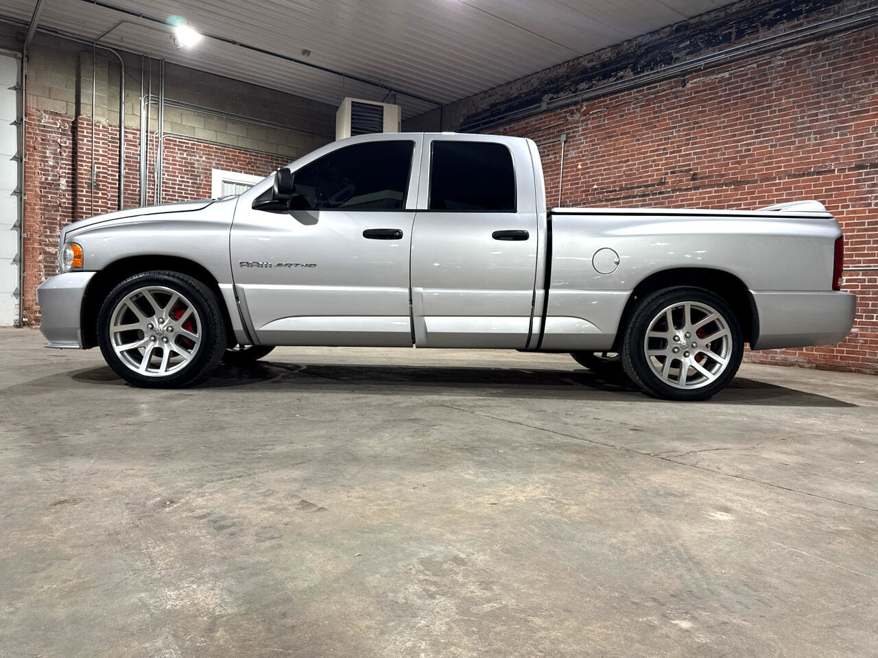 Used 2005 Dodge Ram 1500 Truck 2WD Quad Cab image 24