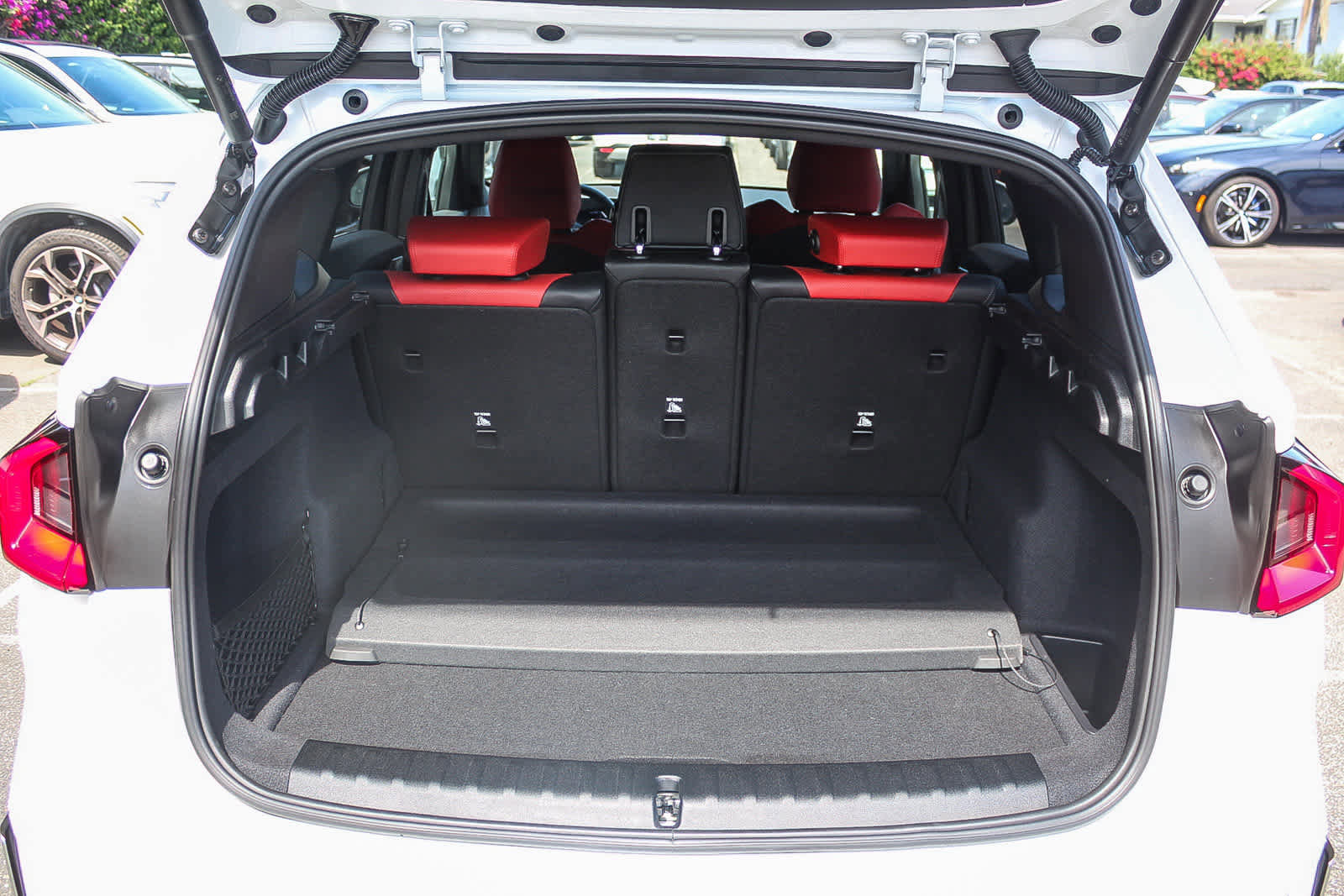 Used 2025 BMW X1 xDrive28i w/ Premium Package image 25