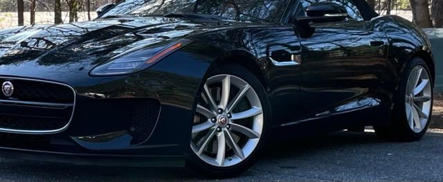 Used 2019 Jaguar F-TYPE Convertible AWD image 4