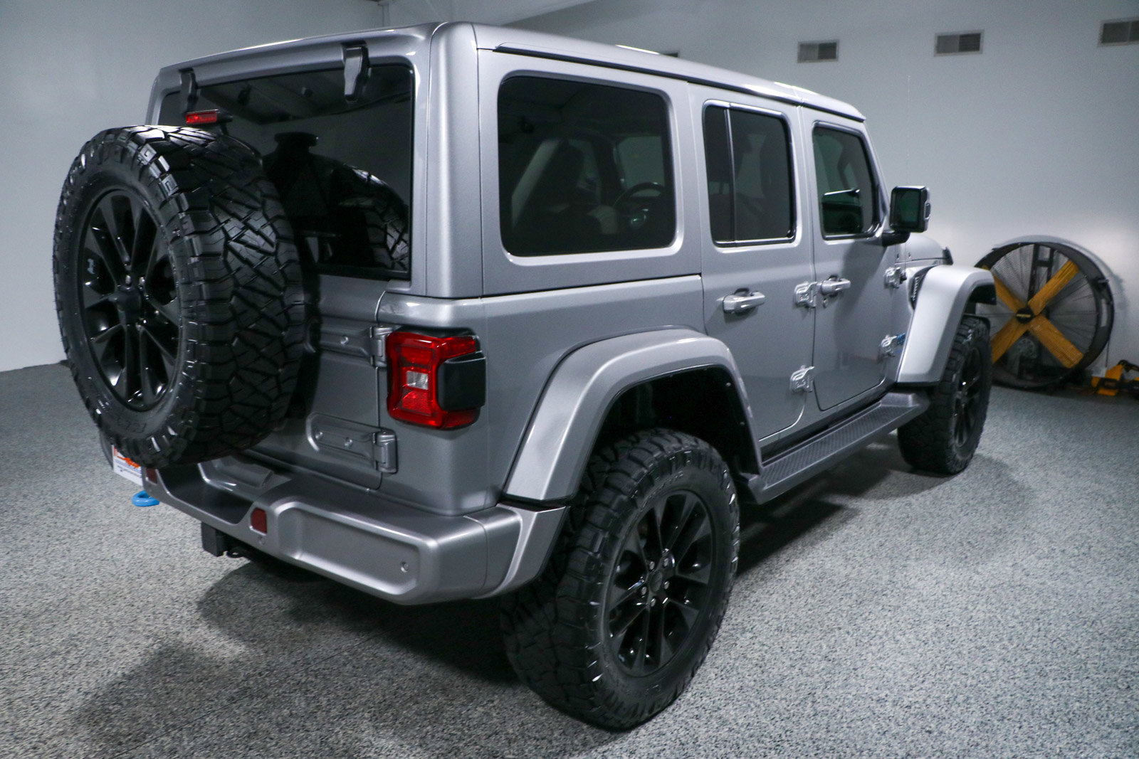 Used 2021 Jeep Wrangler Unlimited Sahara image 8