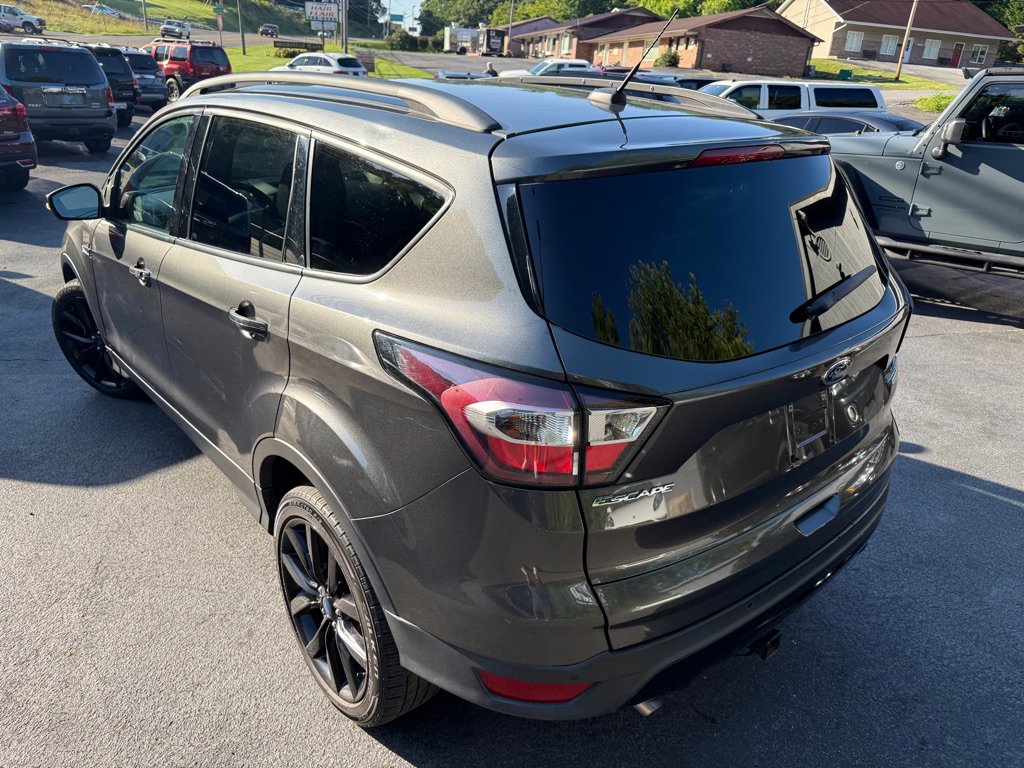 Used 2017 Ford Escape Titanium image 24