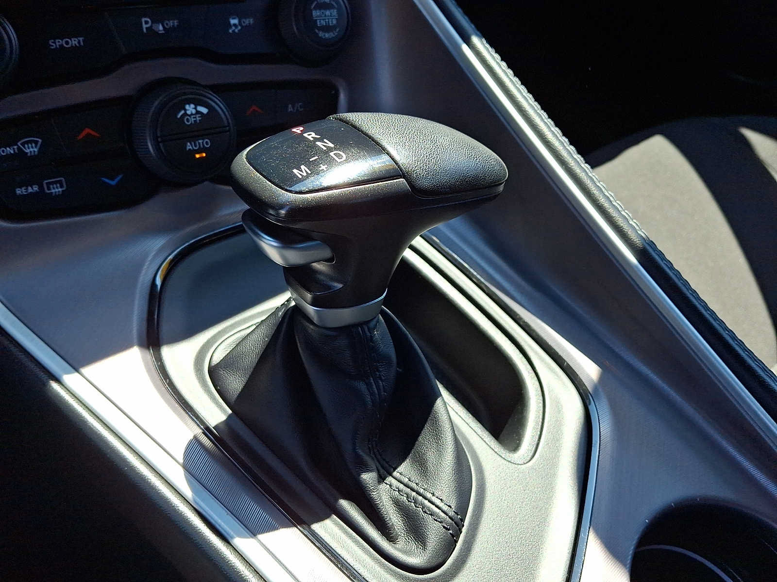 Used 2022 Dodge Challenger GT AWD/4WD image 14