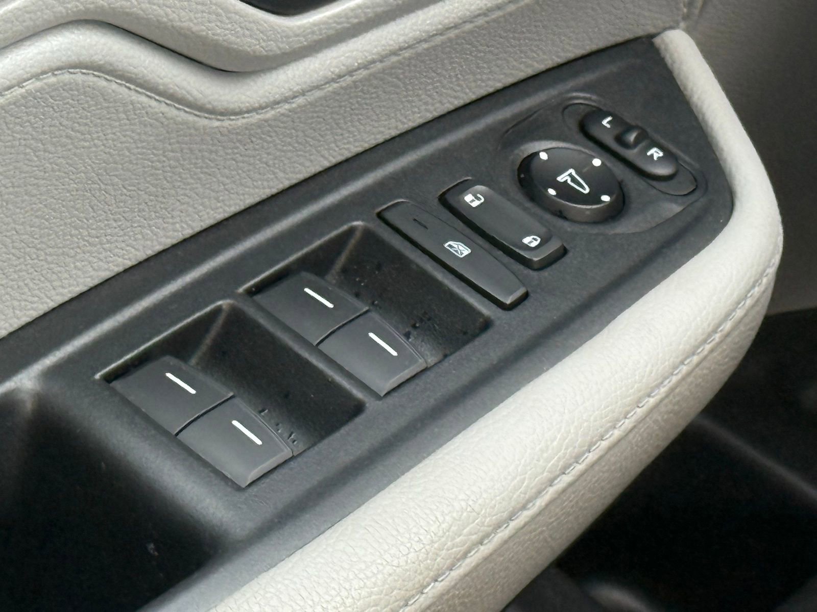 Used 2019 Honda Odyssey EX-L image 33