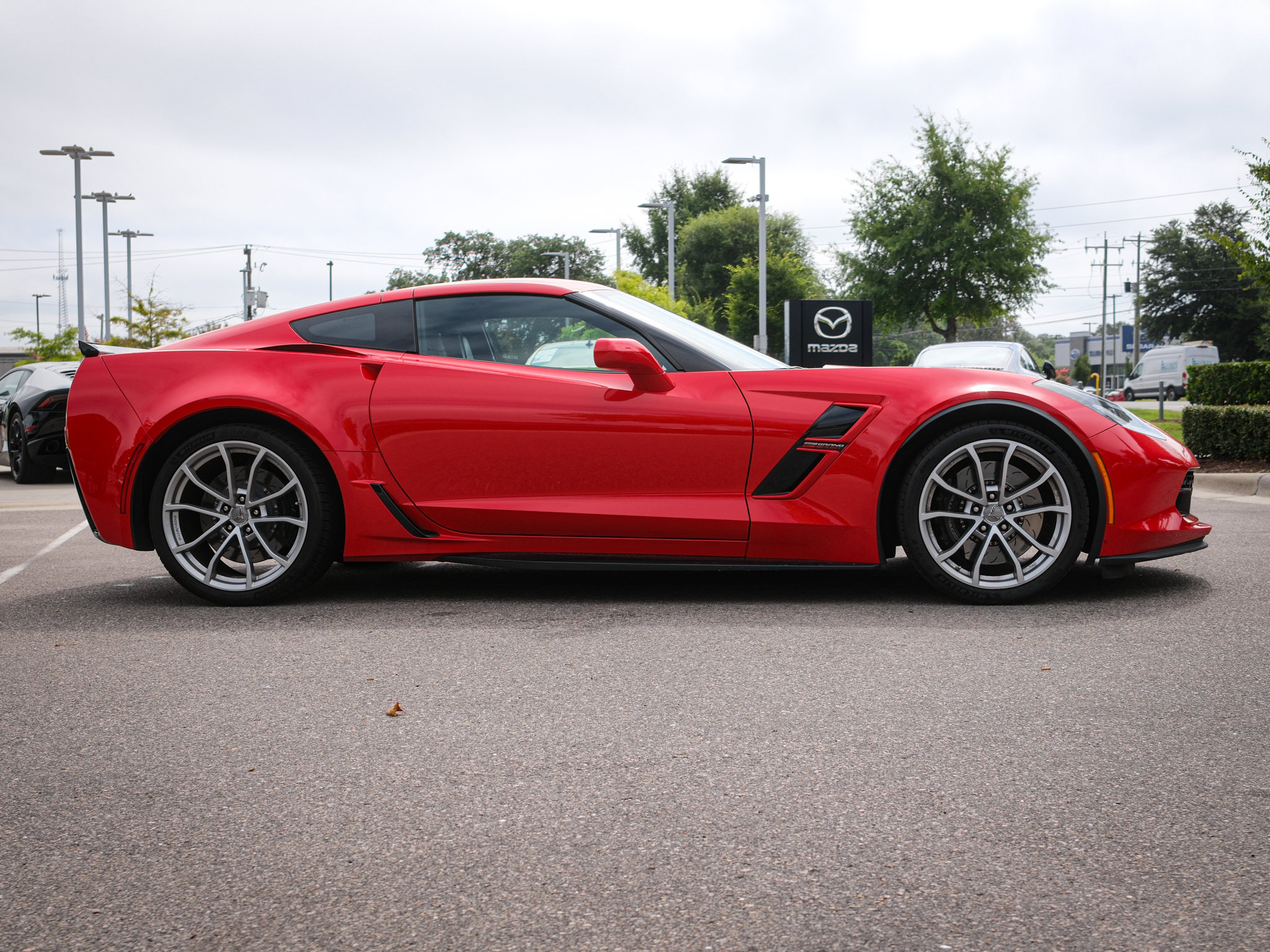 Used 2019 Chevrolet Corvette Grand Sport RWD image 10
