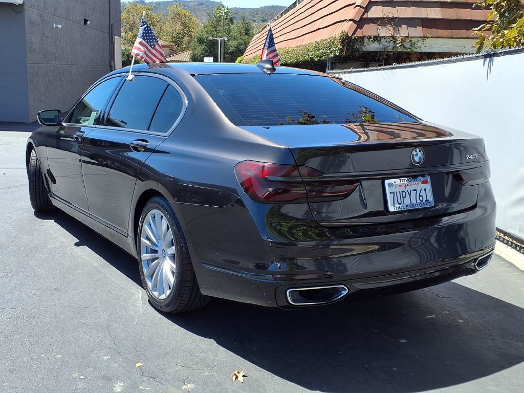 Used 2016 BMW 740i RWD image 6