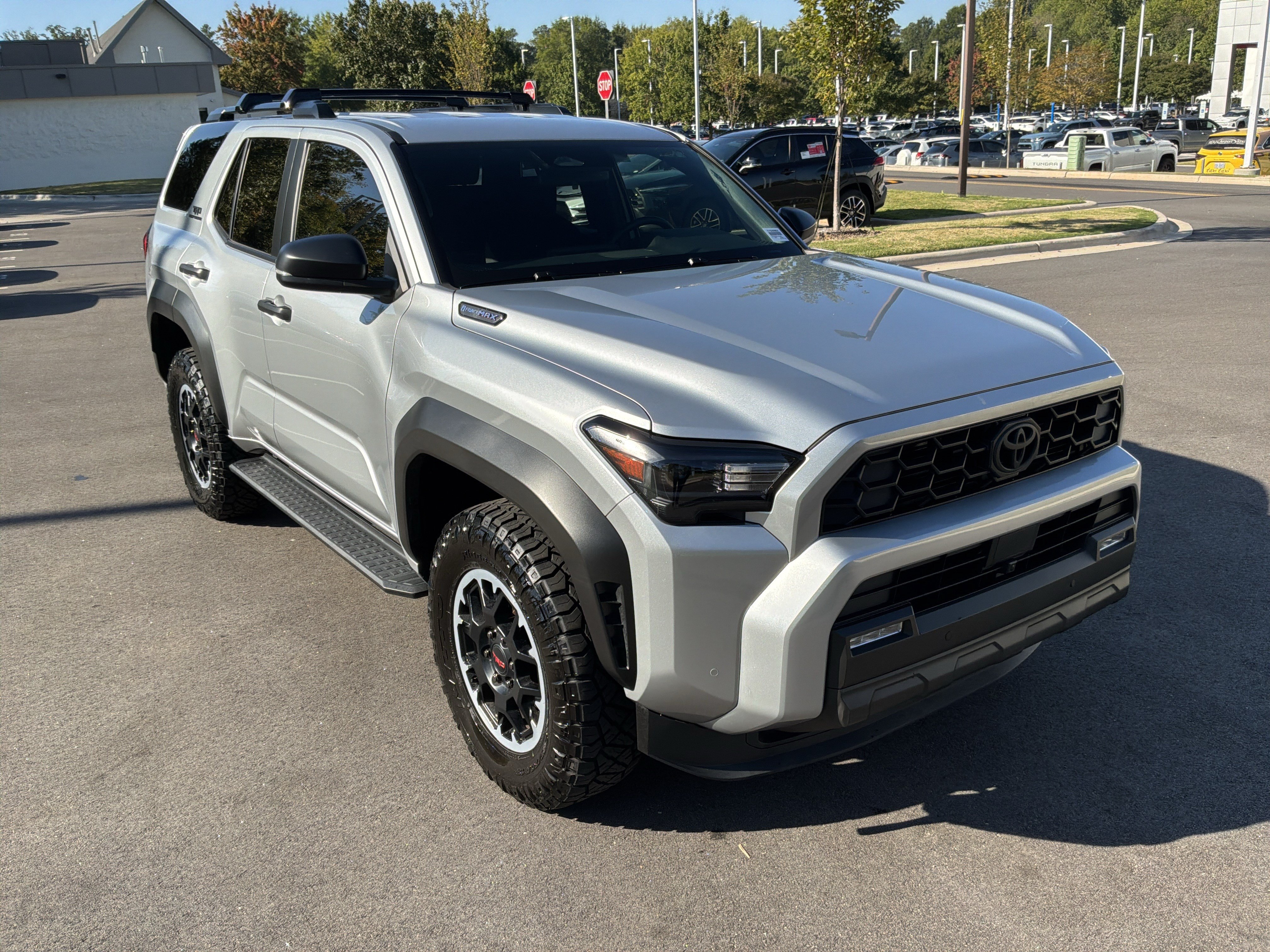 Used 2025 Toyota 4Runner TRD Off-Road AWD/4WD image 2