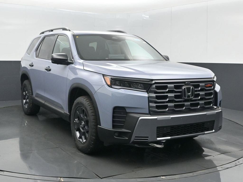 New 2026 Honda Pilot TrailSport image 2