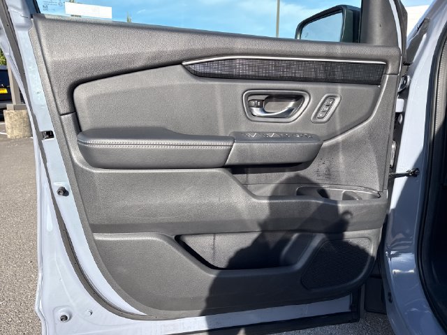 Used 2024 Honda Pilot Elite image 18