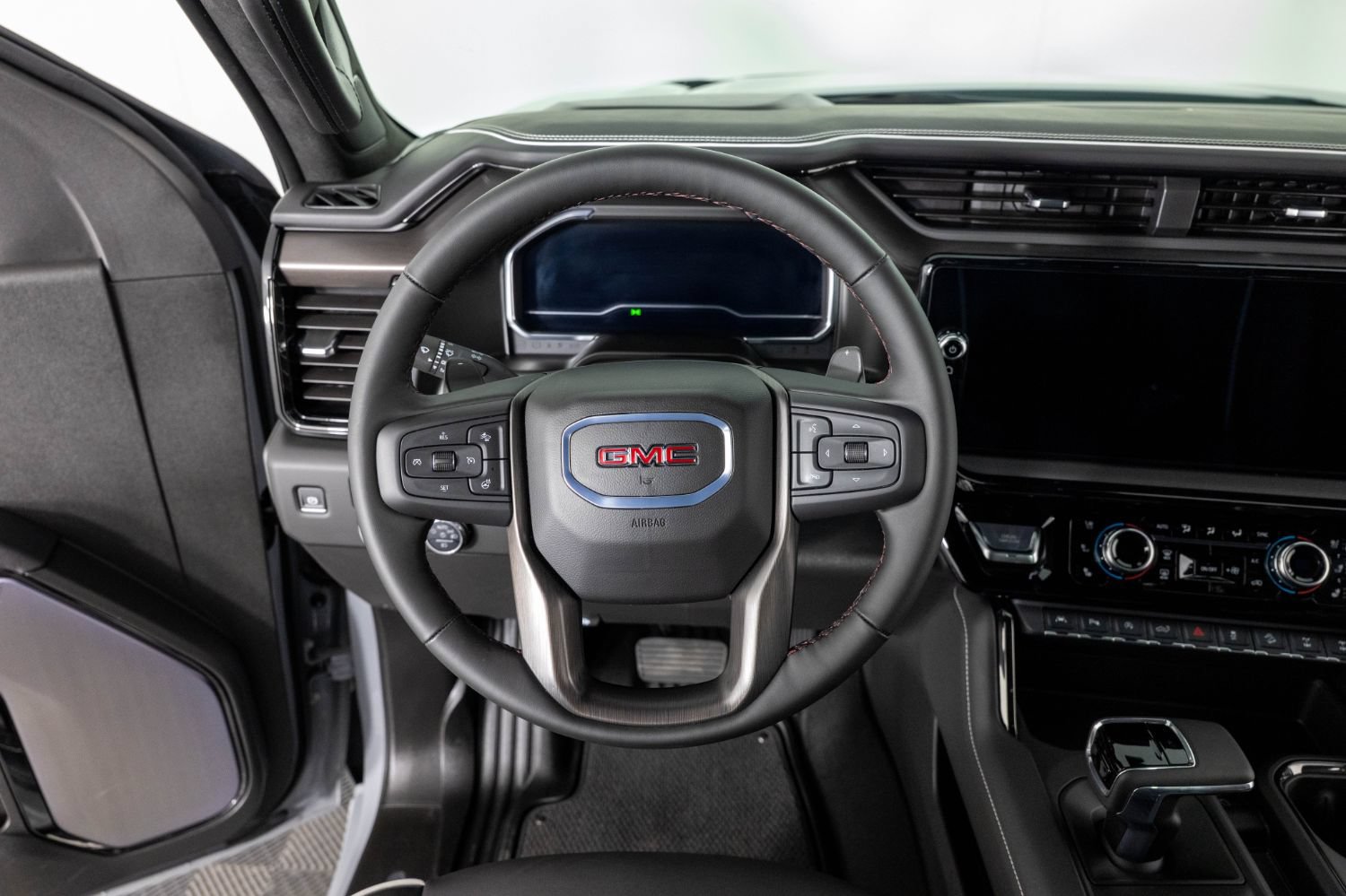 Used 2025 GMC Sierra 1500 AT4X AWD/4WD image 30
