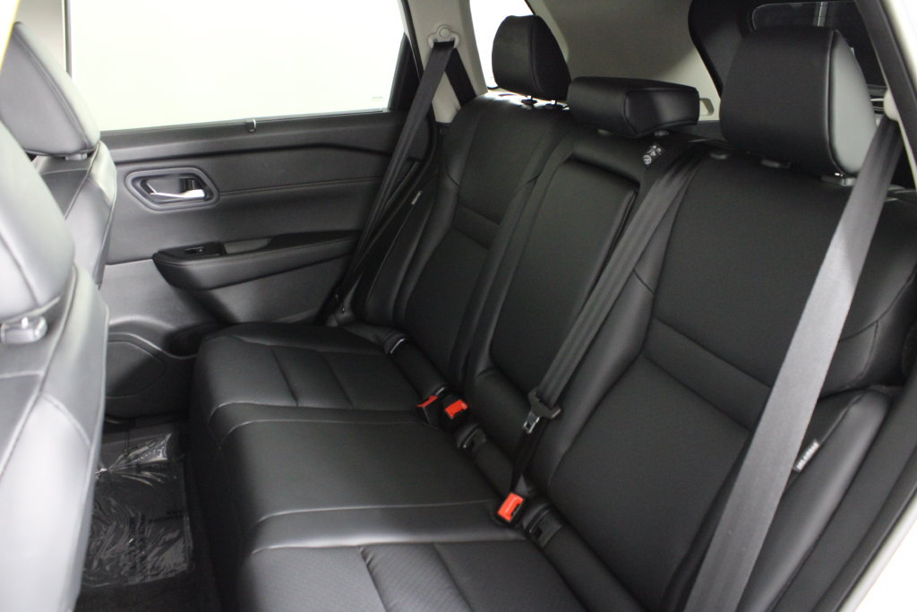 Certified 2024 Nissan Rogue SV w/ SV Premium Package FWD image 22