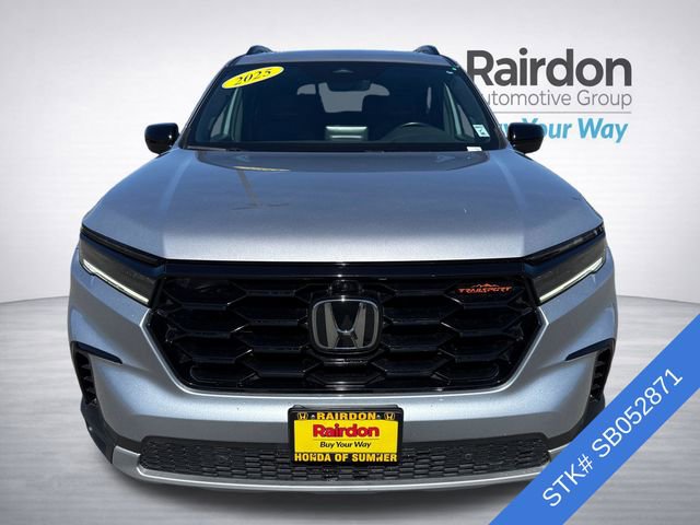 Used 2025 Honda Pilot TrailSport image 2