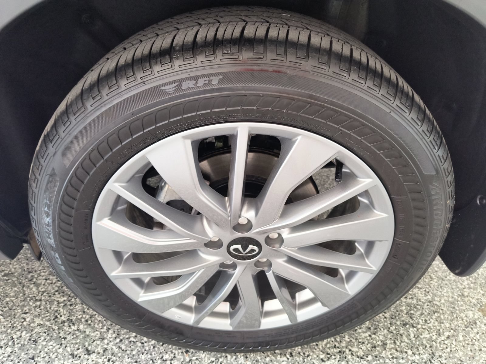 Certified 2025 INFINITI QX50 Luxe AWD/4WD image 36
