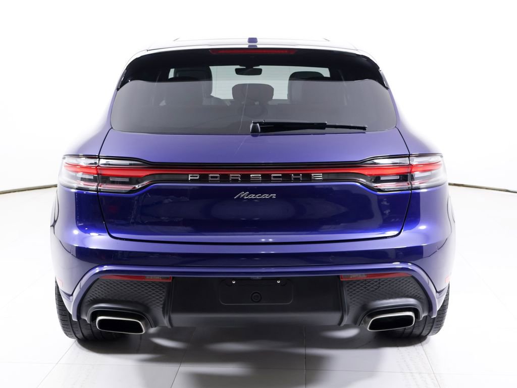 Certified 2024 Porsche Macan image 41