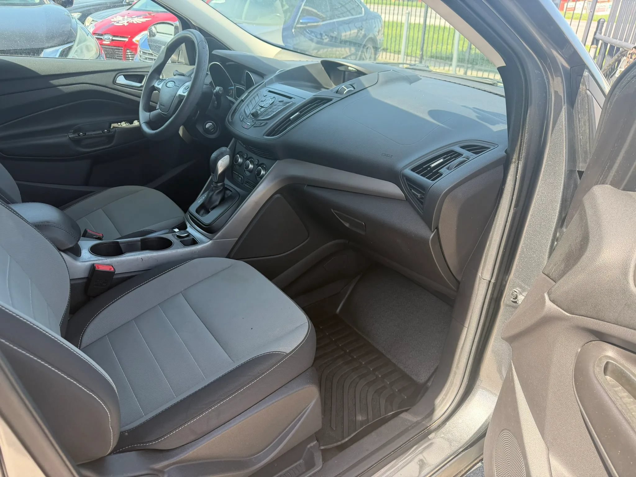 Used 2014 Ford Escape SE FWD image 10