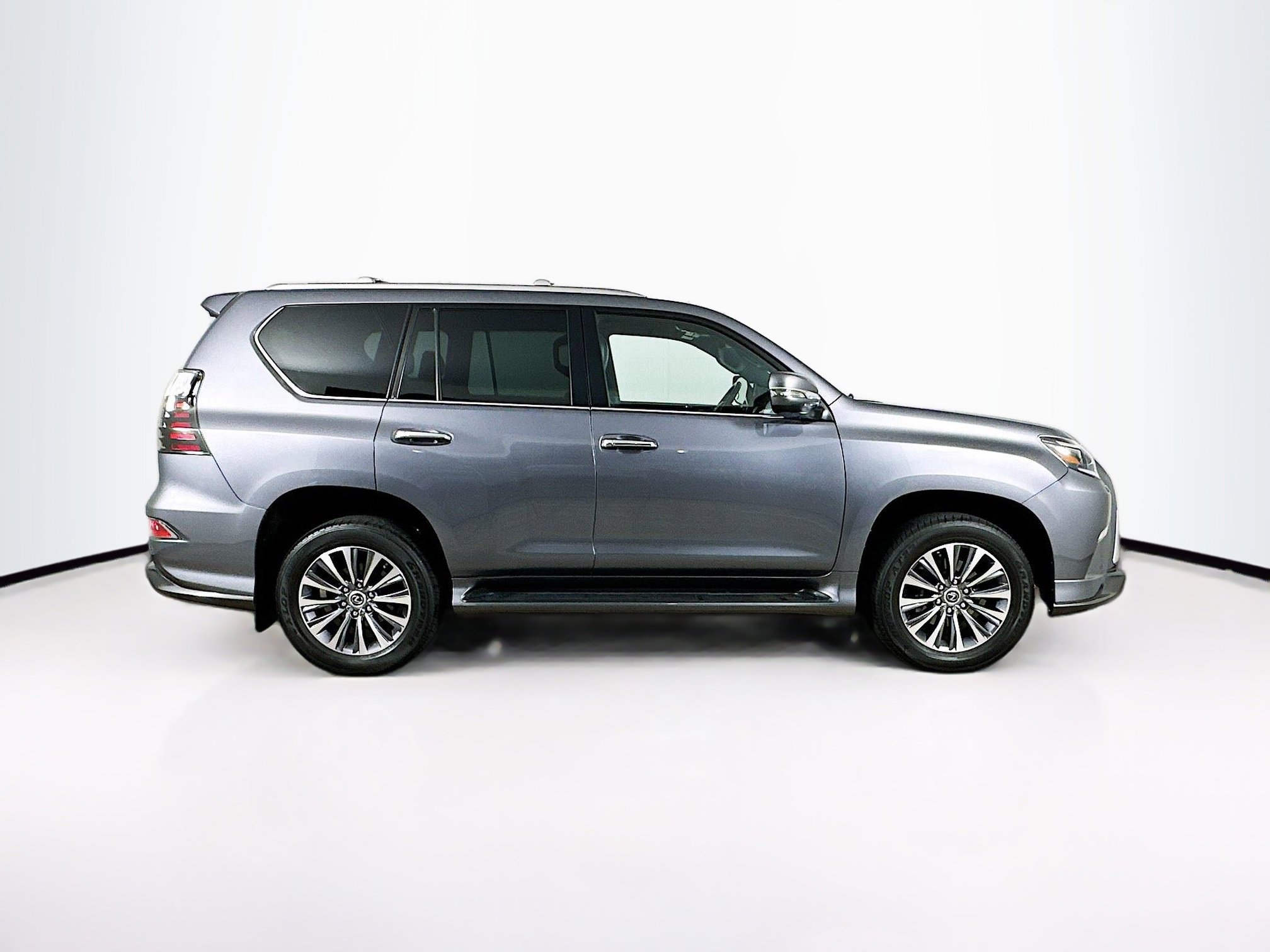 Used 2023 Lexus GX 460 Luxury w/ Sport Design Package image 10