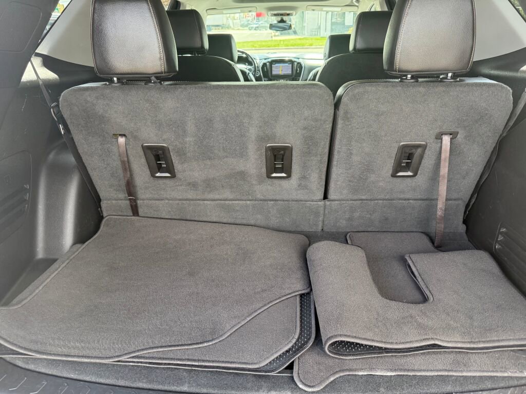 Used 2019 Chevrolet Traverse LT w/ LT Premium Package AWD/4WD image 36