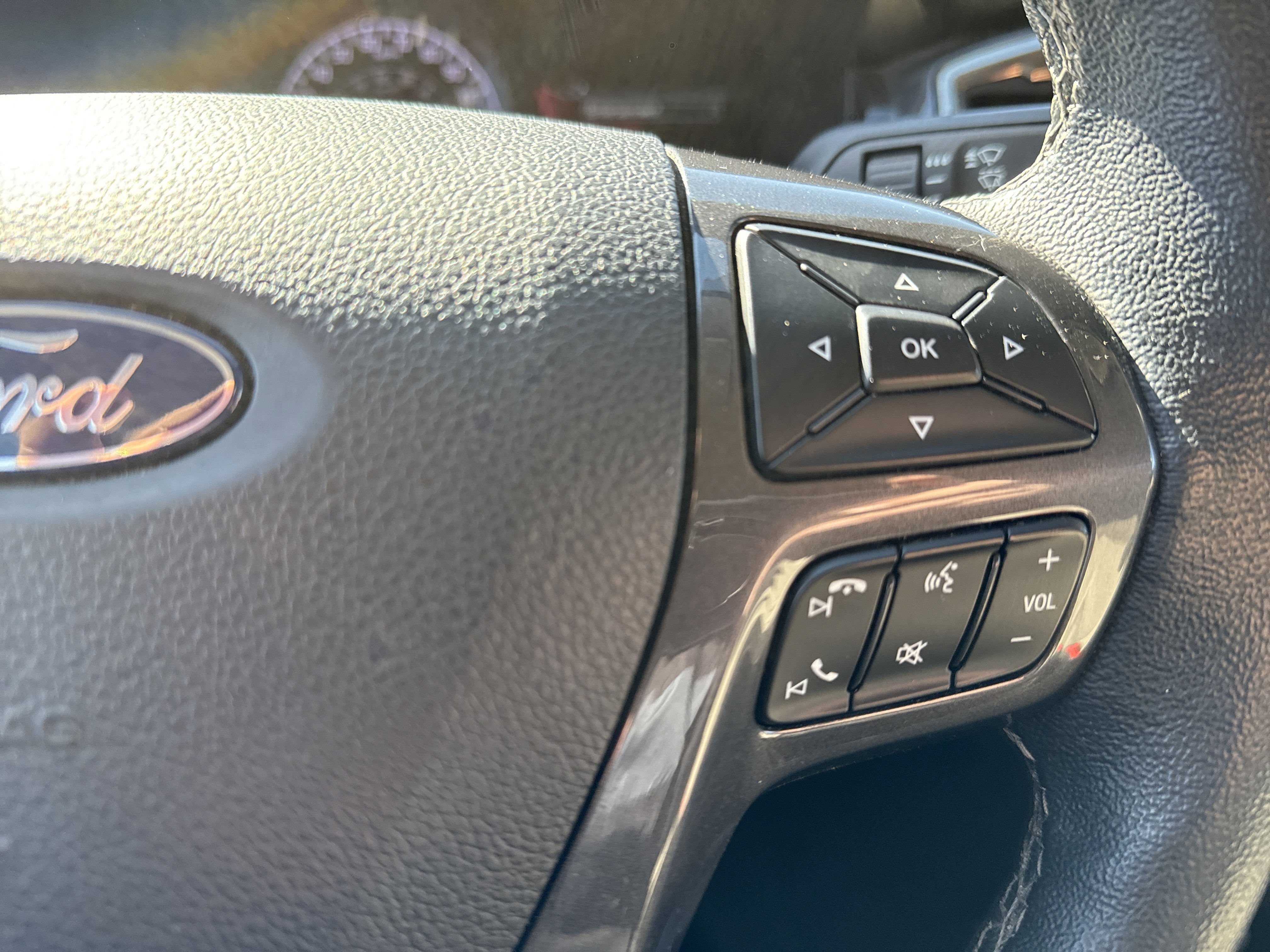 Used 2020 Ford Ranger Lariat w/ Equipment Group 501A Mid image 19