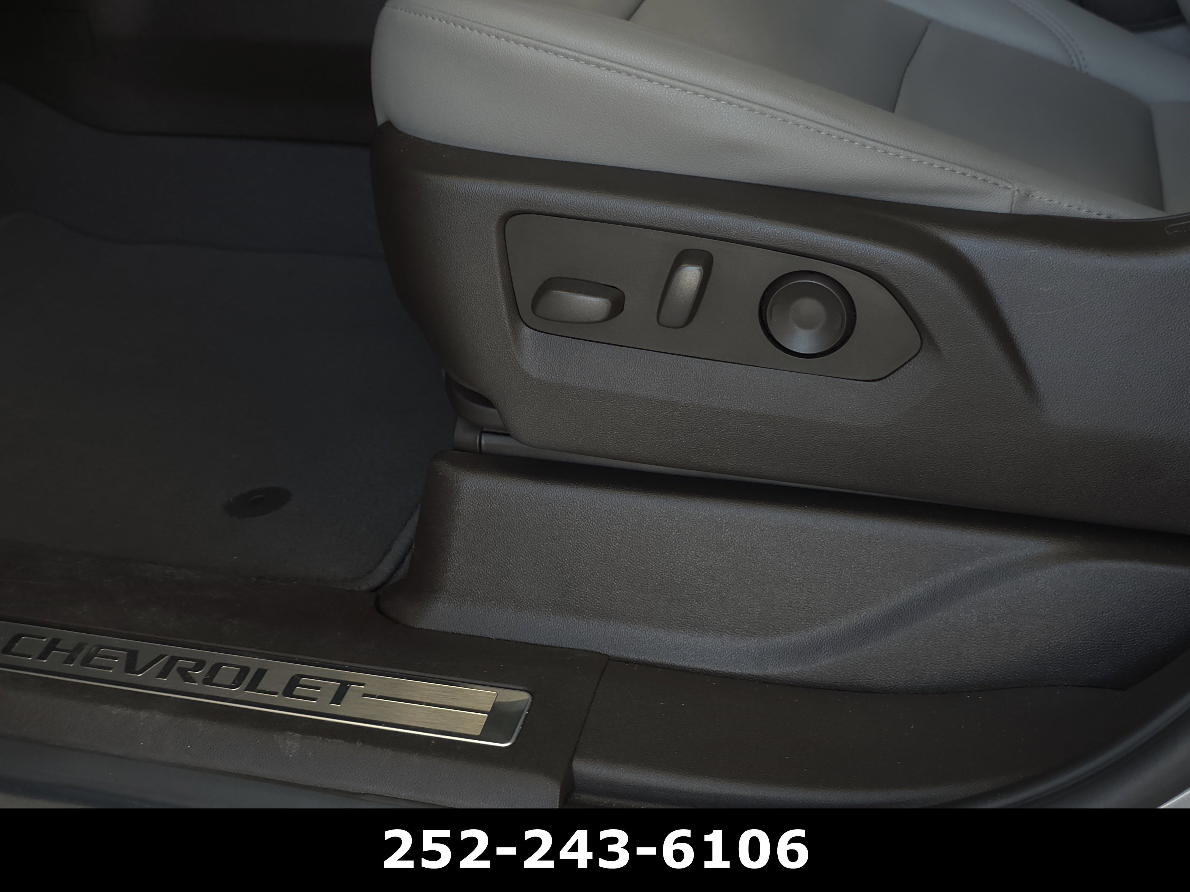Used 2023 Chevrolet Tahoe Z71 AWD/4WD image 11