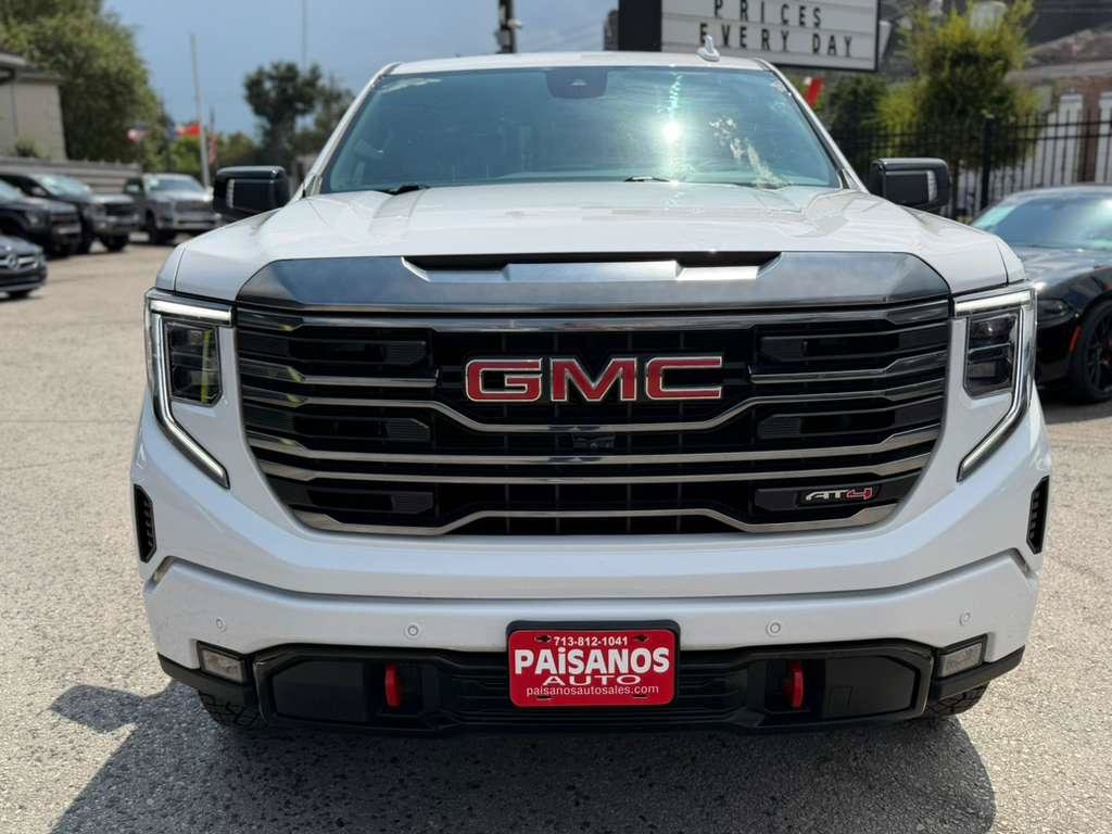 Used 2024 GMC Sierra 1500 AT4 w/ AT4 Preferred Package AWD/4WD image 4