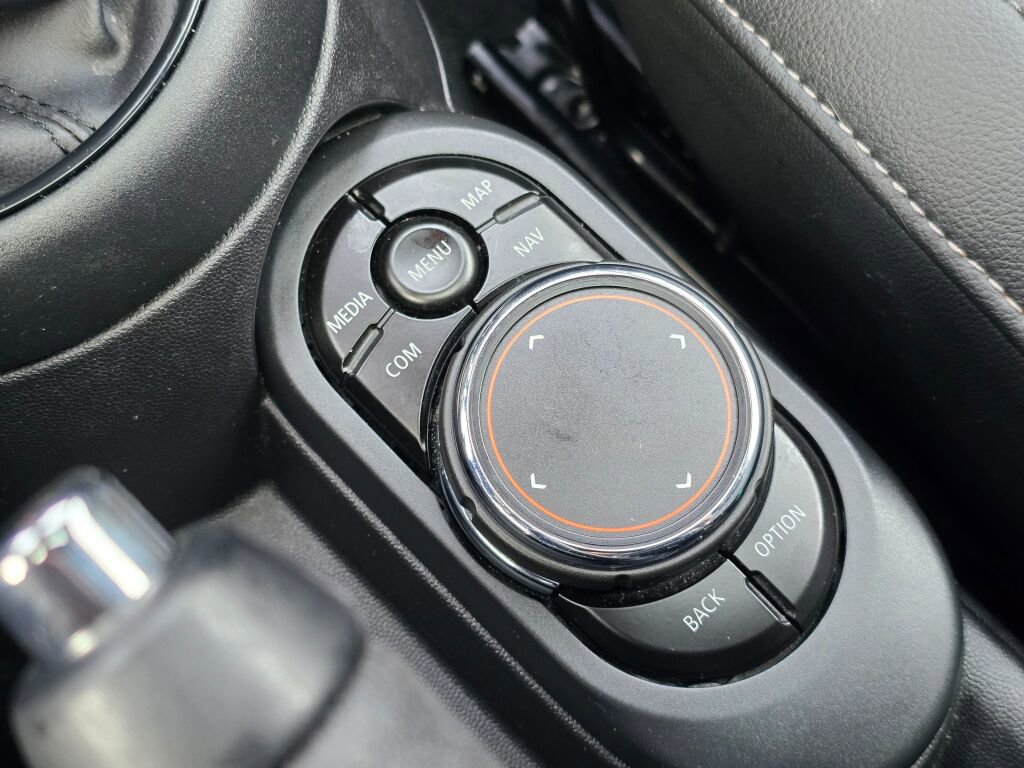 Used 2024 Buick Encore GX Avenir w/ Avenir Technology Package image 53