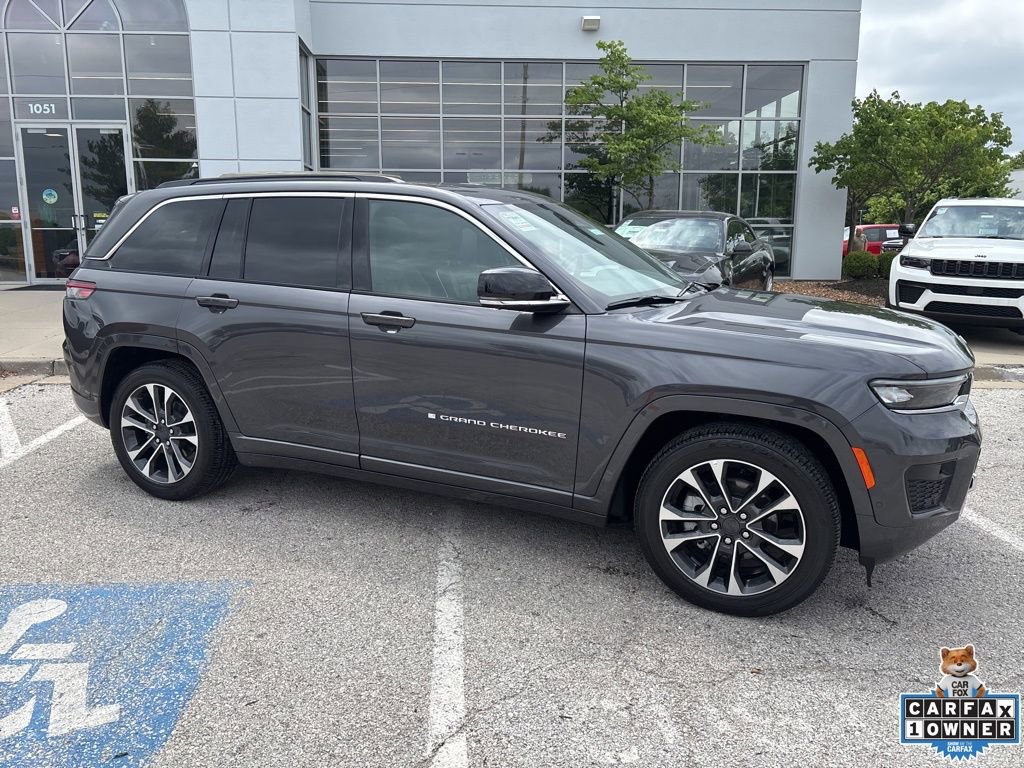 Used 2025 Jeep Grand Cherokee Overland w/ Adv Protech Group III AWD/4WD image 34