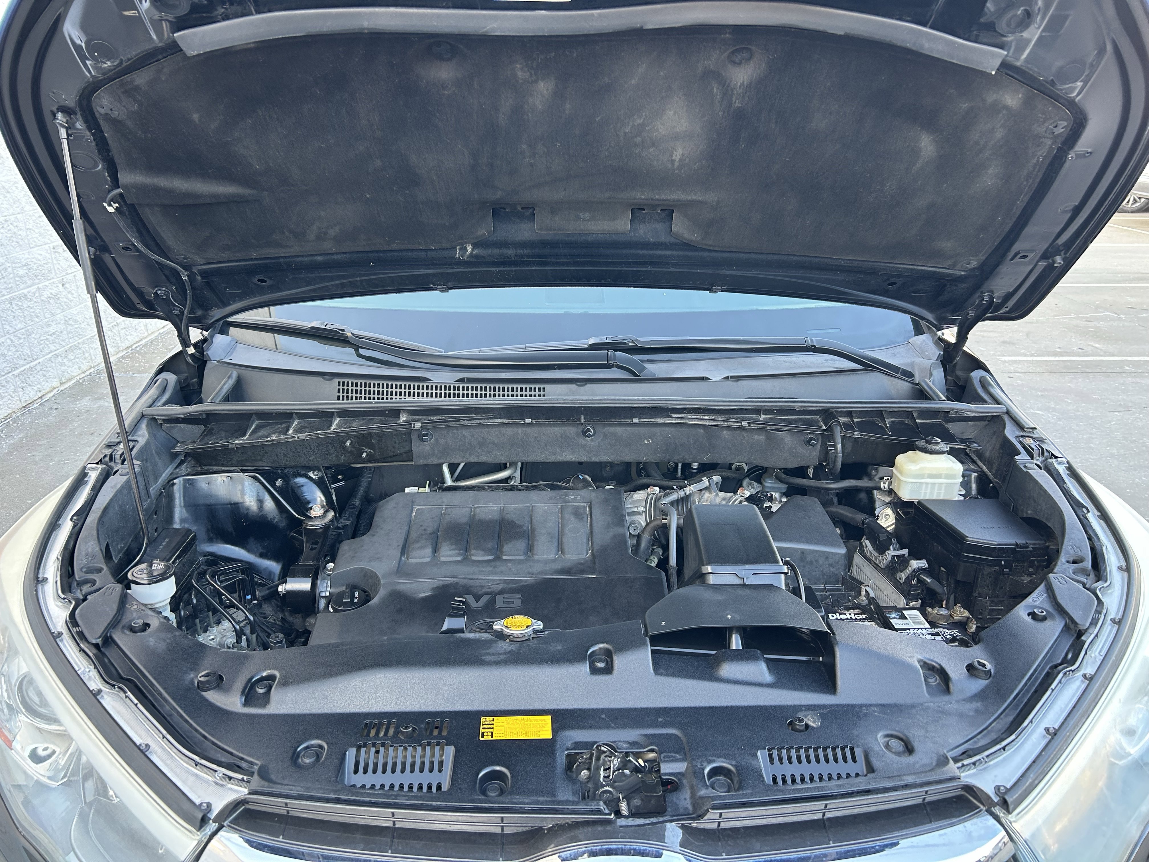 Used 2015 Toyota Highlander Limited image 11