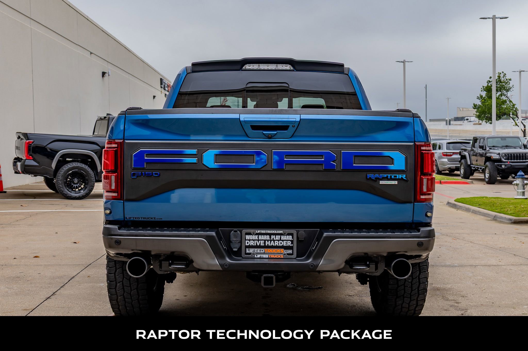 Used 2019 Ford F150 Raptor w/ Equipment Group 802A Luxury AWD/4WD image 7