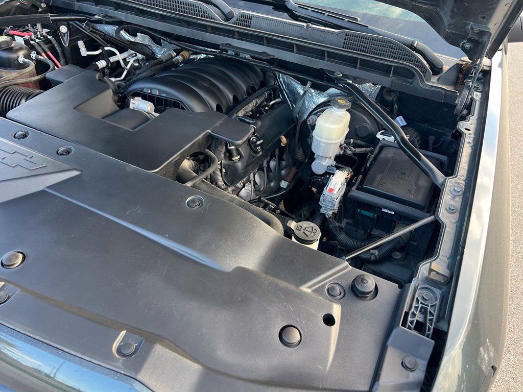 Used 2017 Chevrolet Silverado 1500 LT w/ All Star Edition AWD/4WD image 36