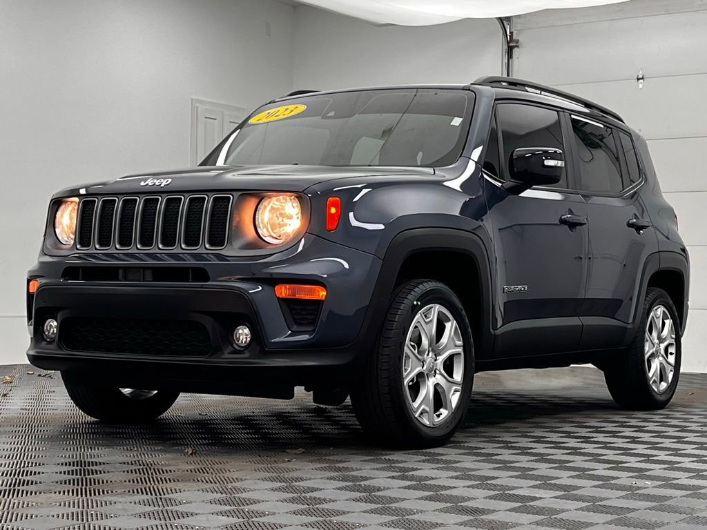 Used 2023 Jeep Renegade Limited image 12