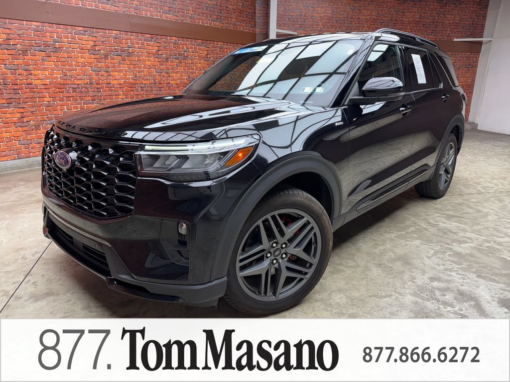 Used 2025 Ford Explorer ST-Line w/ ST-Line Street Pack AWD/4WD image 1