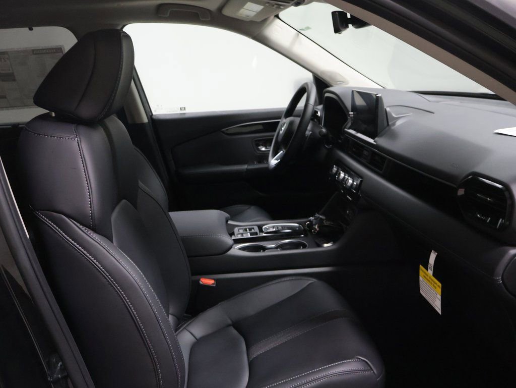 New 2025 Honda Pilot Touring image 22