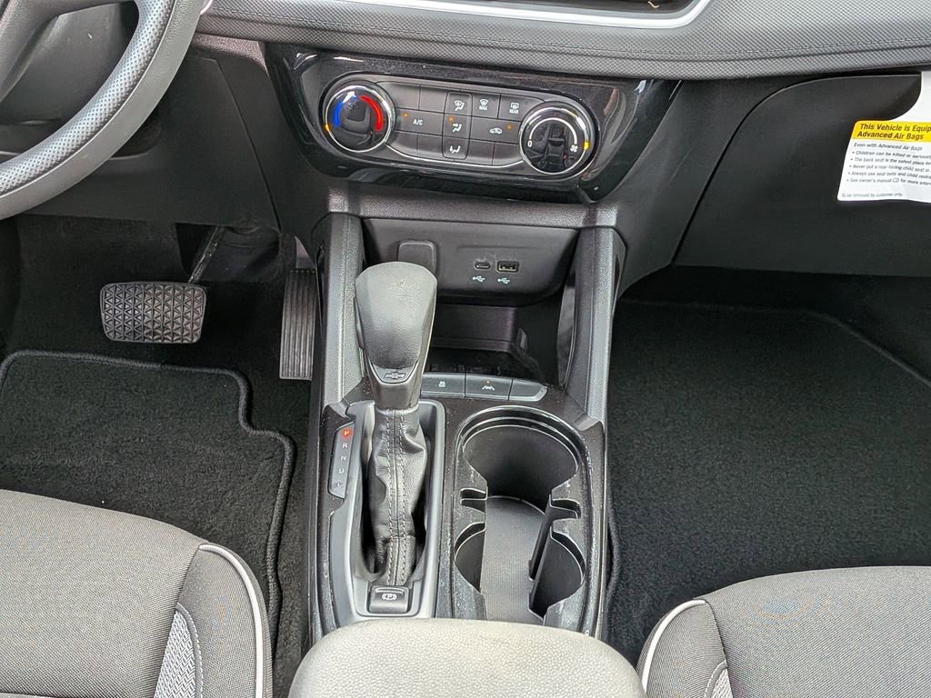 Used 2024 Chevrolet TrailBlazer LT w/ Driver Confidence Package image 19