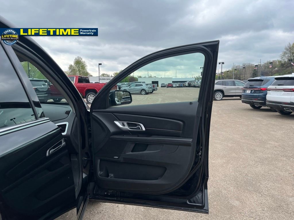 Used 2017 GMC Terrain SLE w/ Convenience Package AWD/4WD image 35