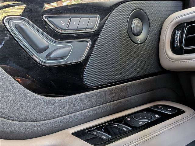 Used 2022 Lincoln Aviator Reserve w/ Equipment Group 201A RWD image 4