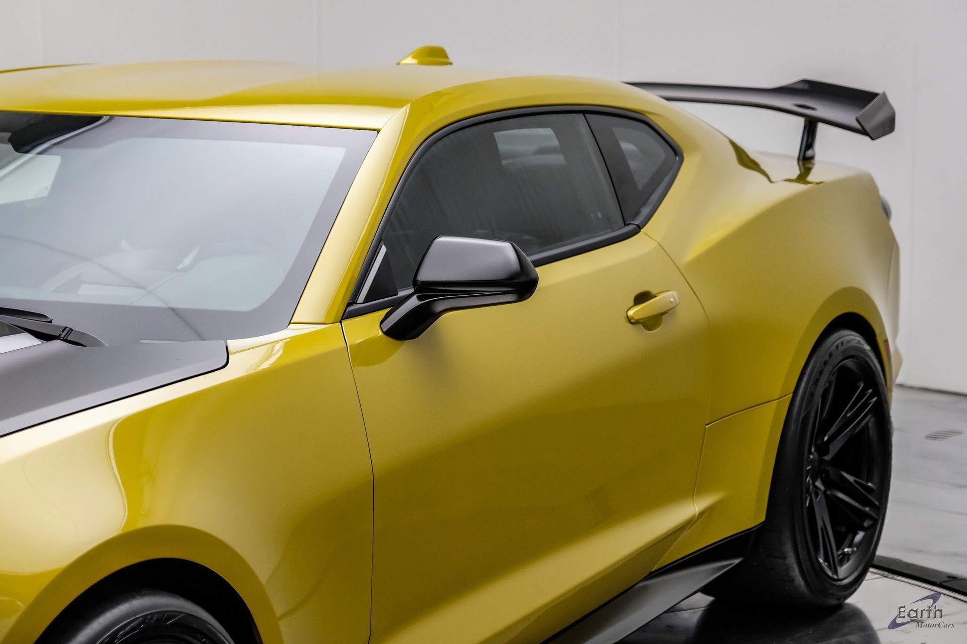 Used 2024 Chevrolet Camaro ZL1 RWD image 34