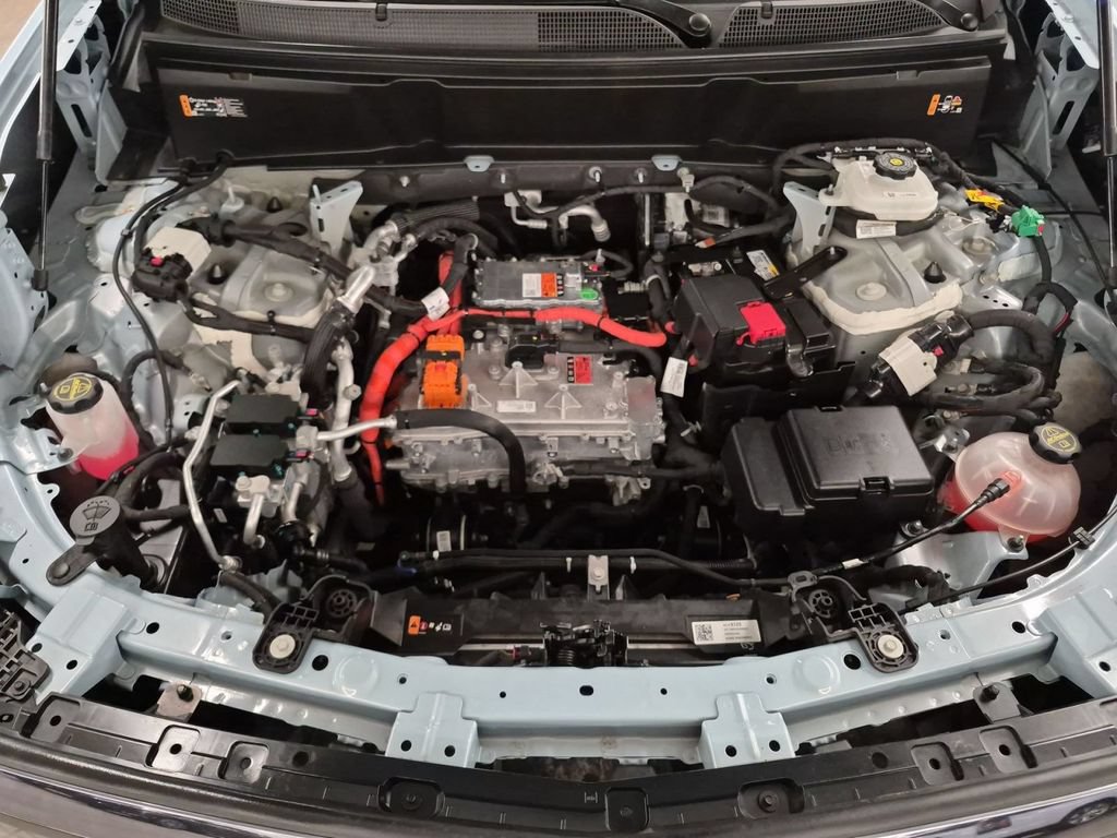 Certified 2026 Cadillac Vistiq Sport AWD/4WD image 16