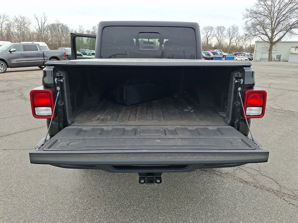 Used 2022 Jeep Gladiator Sport AWD/4WD image 27