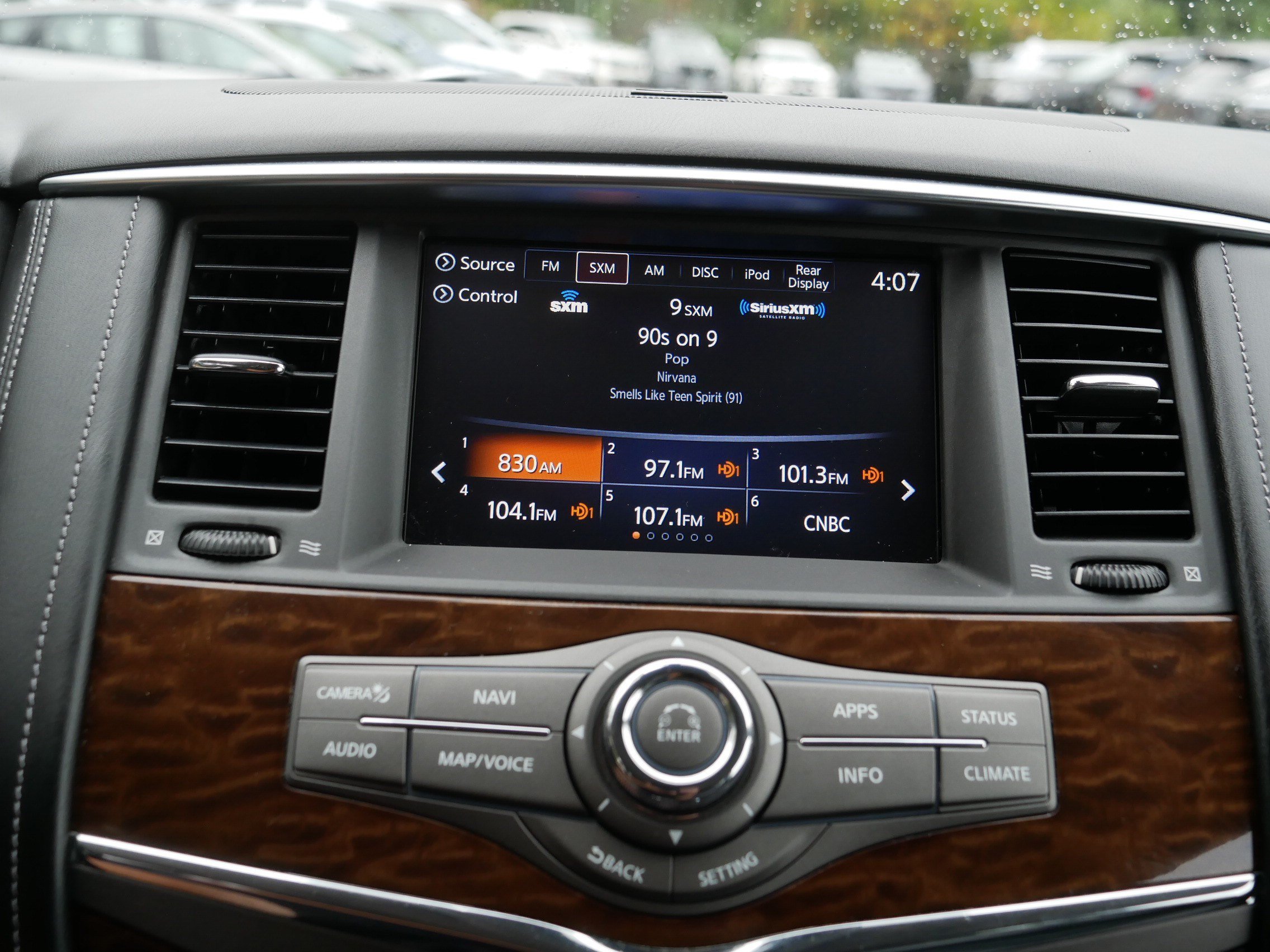 Certified 2019 Nissan Armada Platinum w/ Captain's Chairs Package AWD/4WD image 22