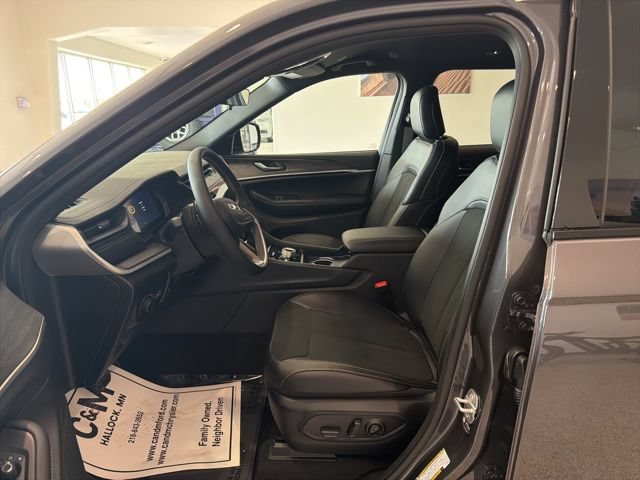 New 2026 Jeep Grand Cherokee L 4WD image 7