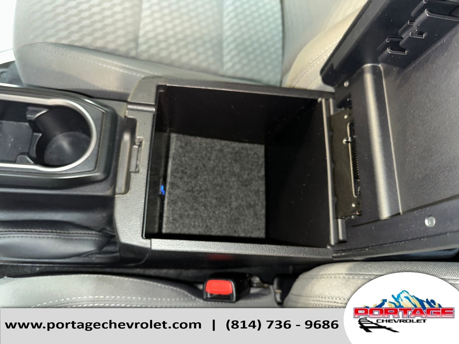 Used 2022 Toyota Tacoma SR AWD/4WD image 27