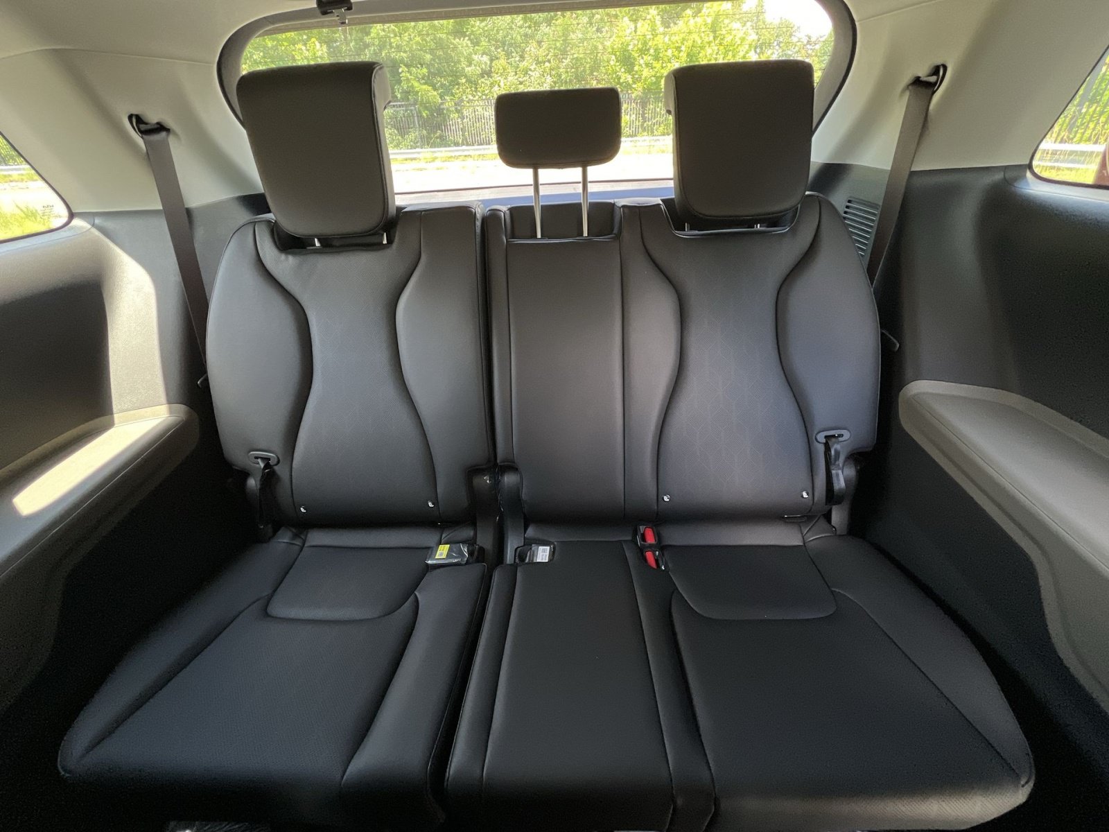 New 2026 Kia Carnival FWD image 33