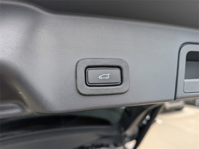 Used 2020 Land Rover Range Rover Evoque S image 9