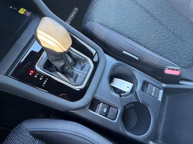 Used 2025 Subaru Forester Premium image 37