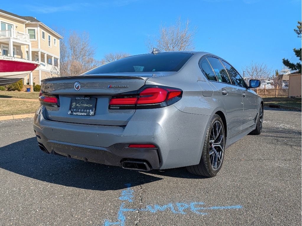 Used 2023 BMW M550i xDrive w/ Executive Package image 5