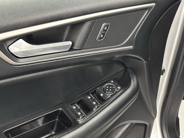 Used 2017 Ford Edge SEL w/ Equipment Group 201A image 12