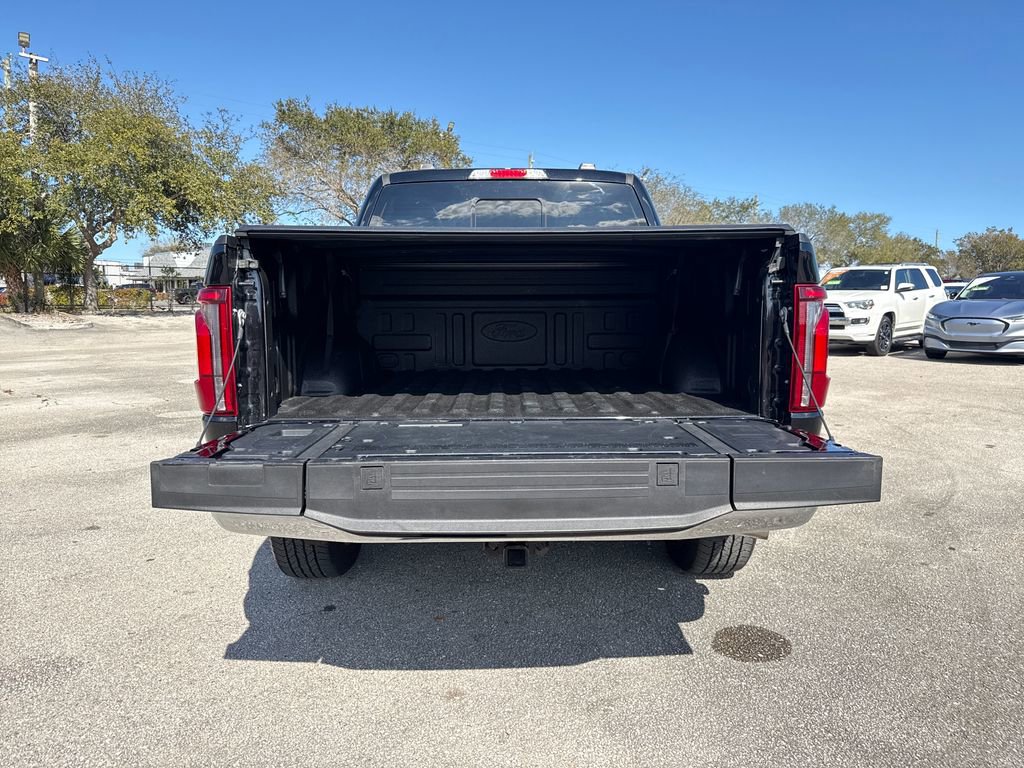 Certified 2025 Ford F150 Lariat w/ Equipment Group 501A Mid image 29