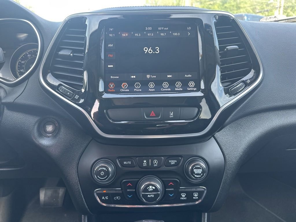 Used 2022 Jeep Cherokee Limited AWD/4WD image 19