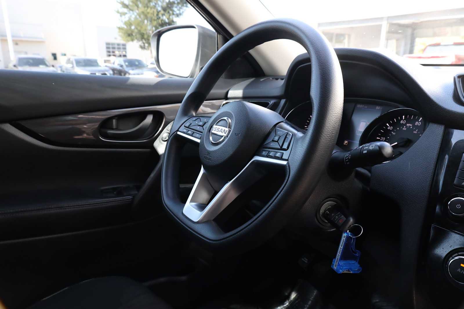 Used 2019 Nissan Rogue S AWD/4WD image 14