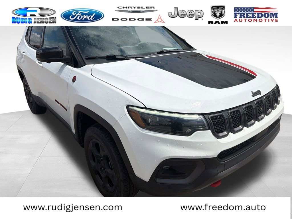 Used 2023 Jeep Compass Trailhawk w/ Trailhawk Elite Group AWD/4WD image 7